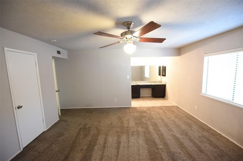 3820 Seven Gables Street - Photo 6 of 20