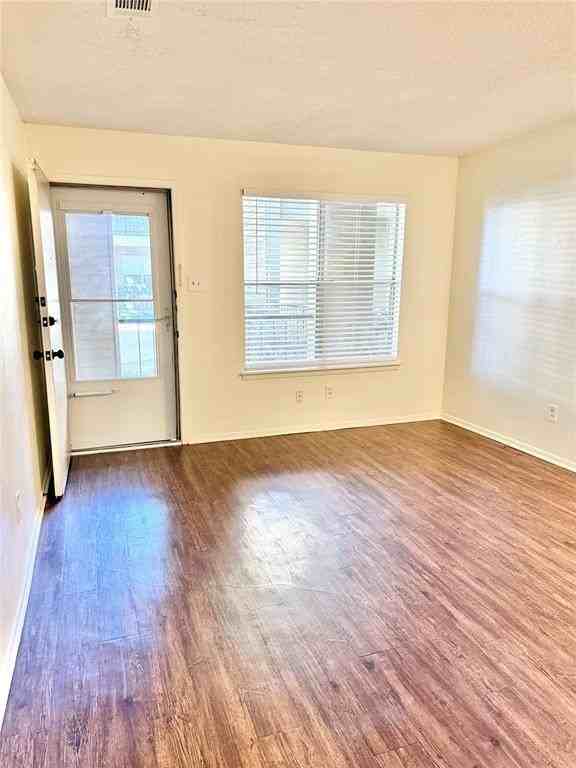 222 N Center St #106 - Photo 4 of 8