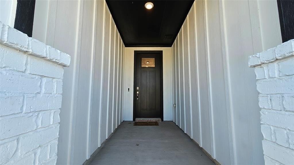 1405 Razorbill Rd - Photo 6 of 40