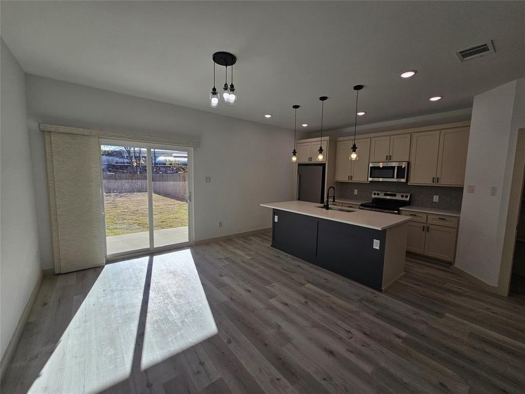 1317 Fletcher St #1319 - Photo 5 of 36