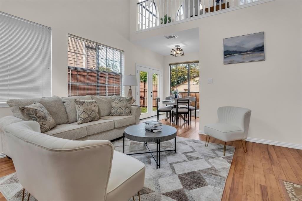 903 Azalia Drive - Photo 6 of 32