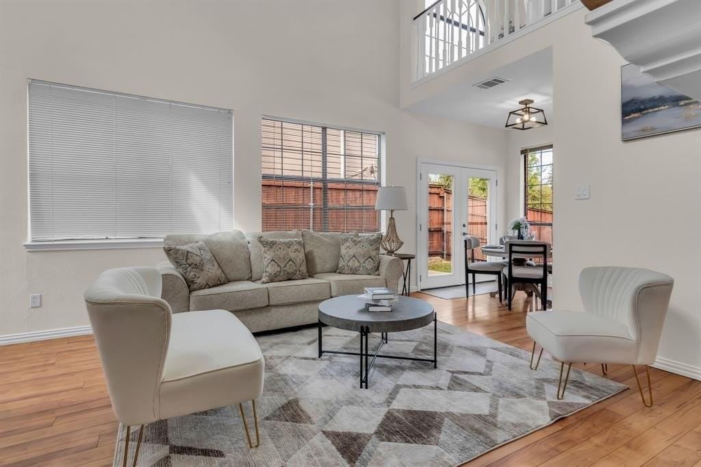 903 Azalia Drive - Photo 7 of 32