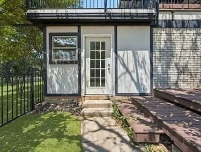 1308 Oakhurst Drive - Photo 5 of 17