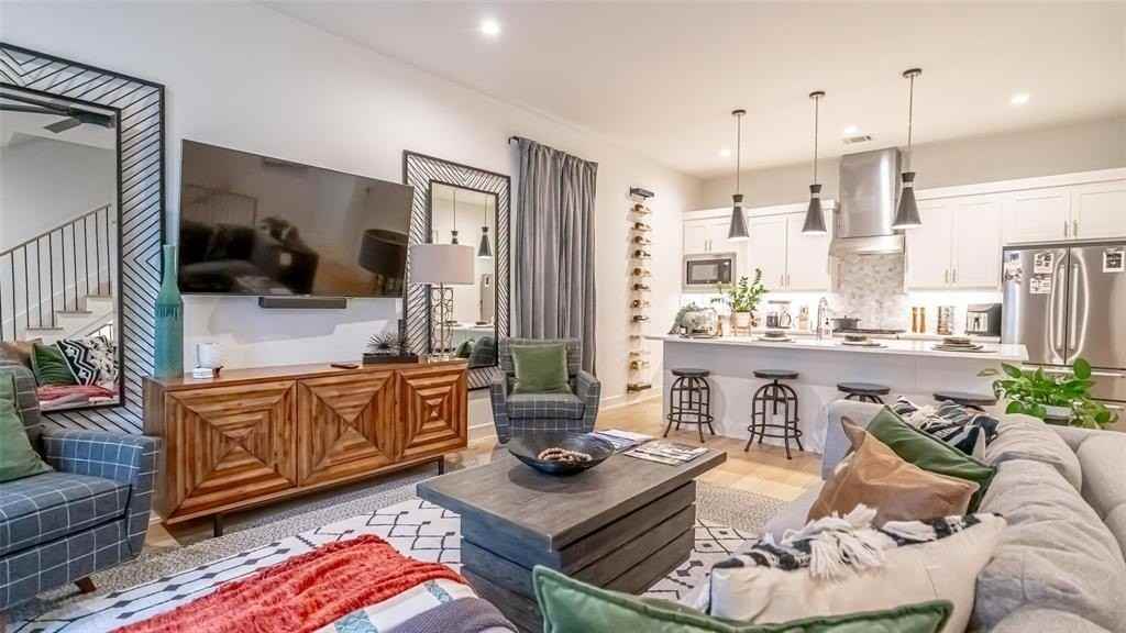 694 West Main Street - Photo 3 of 20