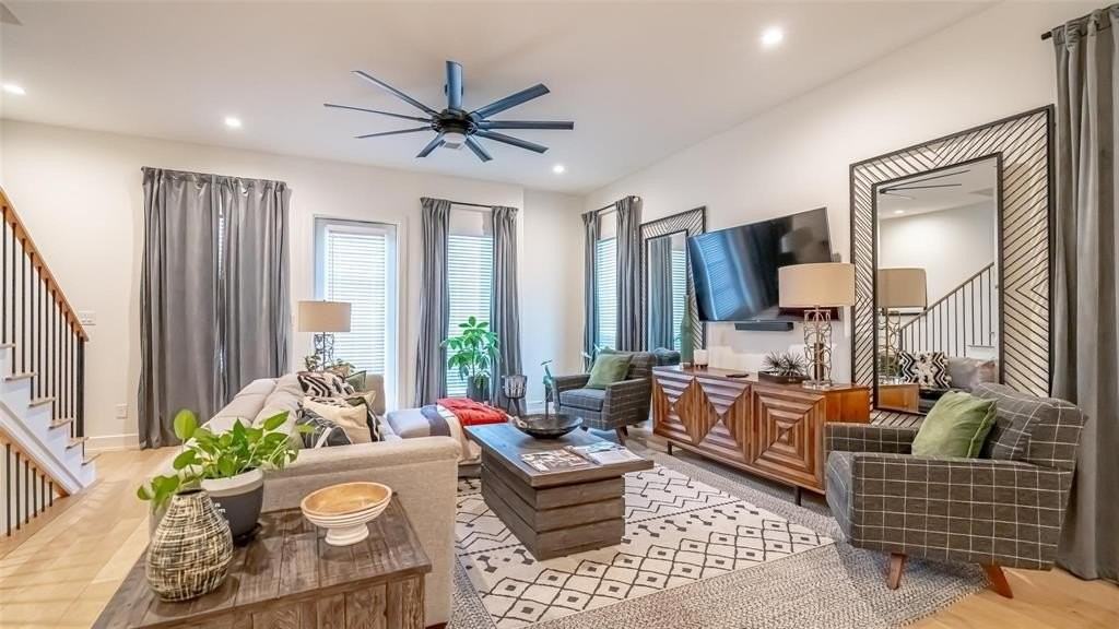 694 West Main Street - Photo 7 of 20