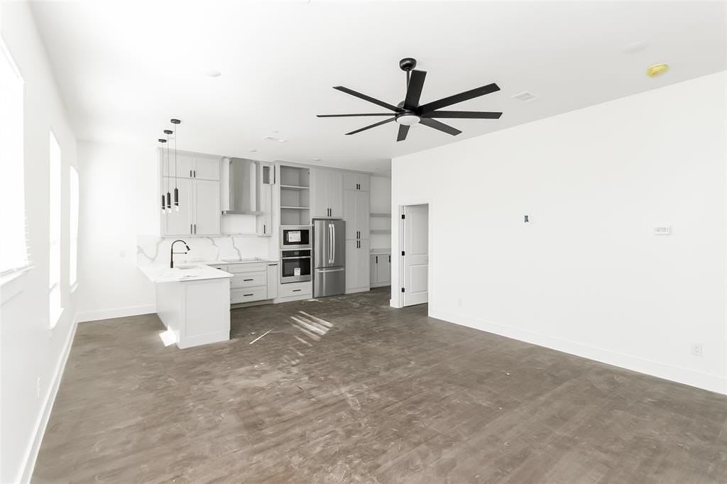 1101 Poindexter St #A2 - Photo 6 of 40