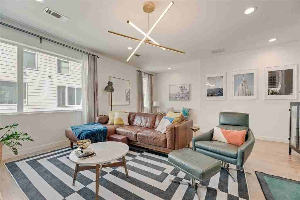 4705 Bryan Street #302 - Photo 7 of 28