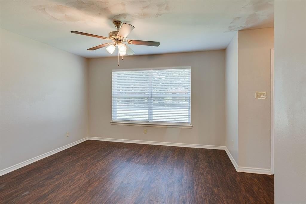 5116 Maryanna Way - Photo 6 of 26