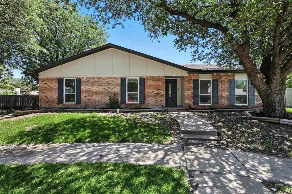 5024 Middleton Cir - Photo 2 of 30