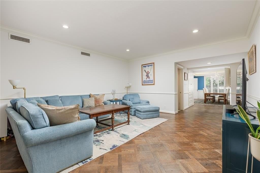 6126 Averill Way #103W - Photo 3 of 34