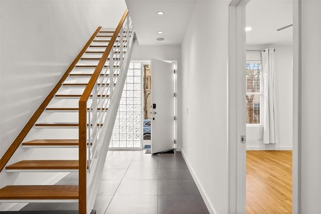 3344 Miro Place - Photo 3 of 38