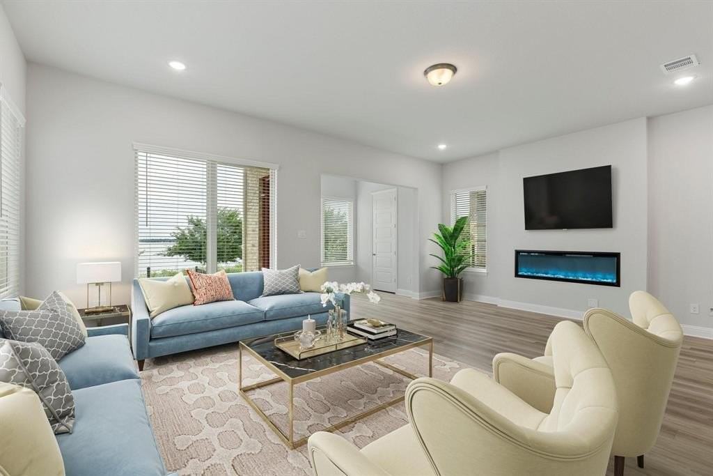 7013 Sunset Blvd - Photo 3 of 27