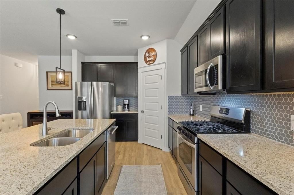 2417 Spring Side Drive - Photo 3 of 19