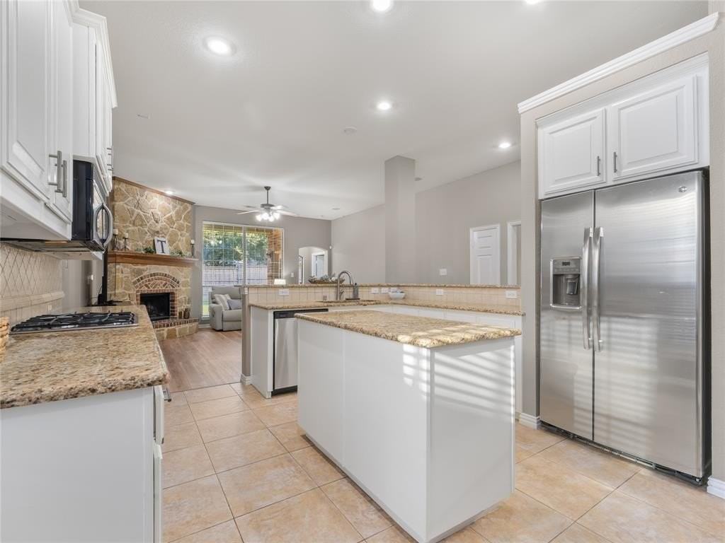 7309 Nabors Lane - Photo 7 of 25