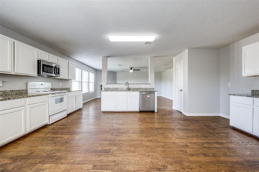 8901 Harvest Moon Trl - Photo 4 of 7