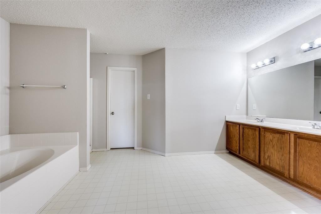 8901 Harvest Moon Trl - Photo 7 of 7