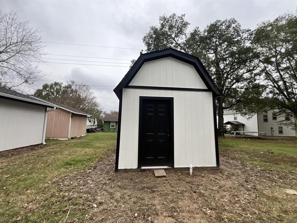 154 Sierra Madre St - Photo 4 of 30