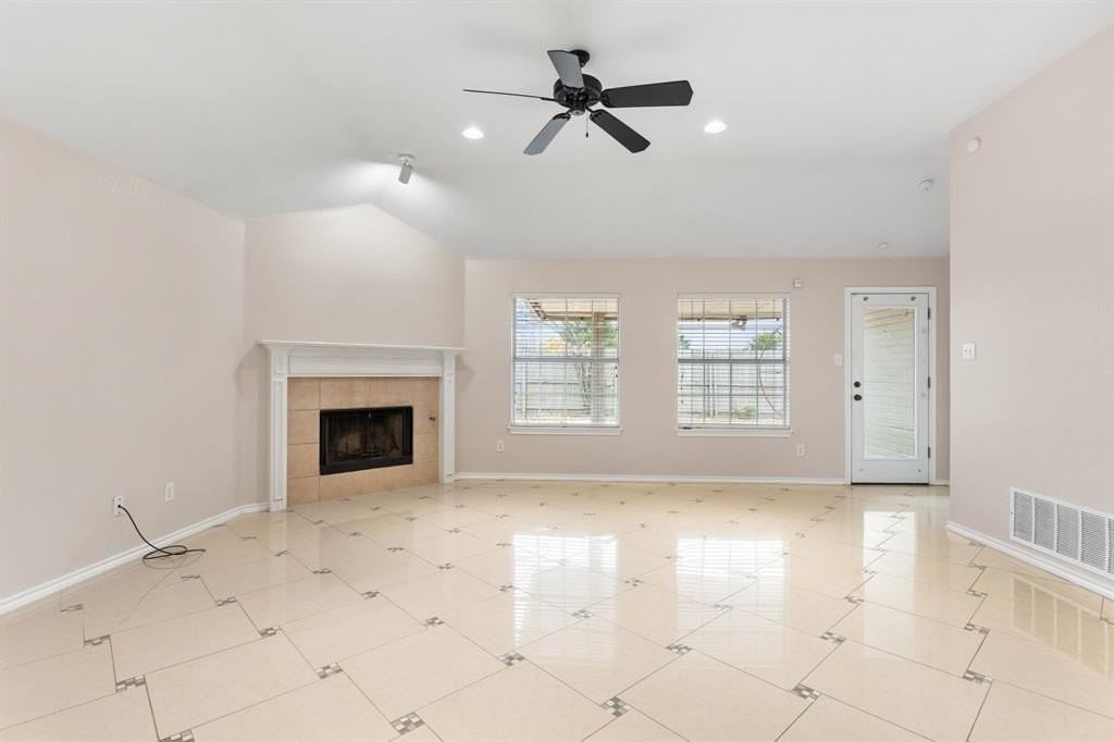 1135 Germany Dr - Photo 7 of 26