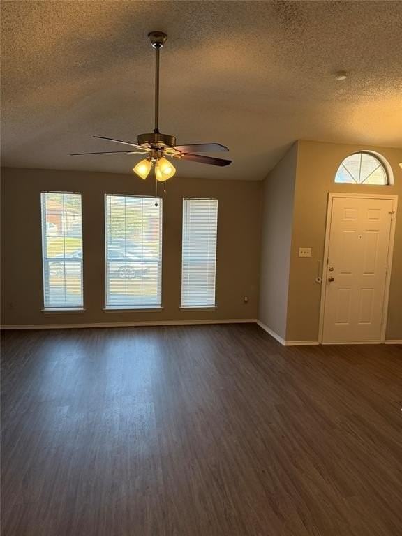 322 Moss Hill Dr - Photo 5 of 20