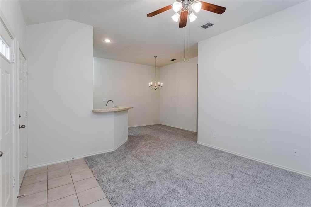 436 Blake Ln - Photo 6 of 26