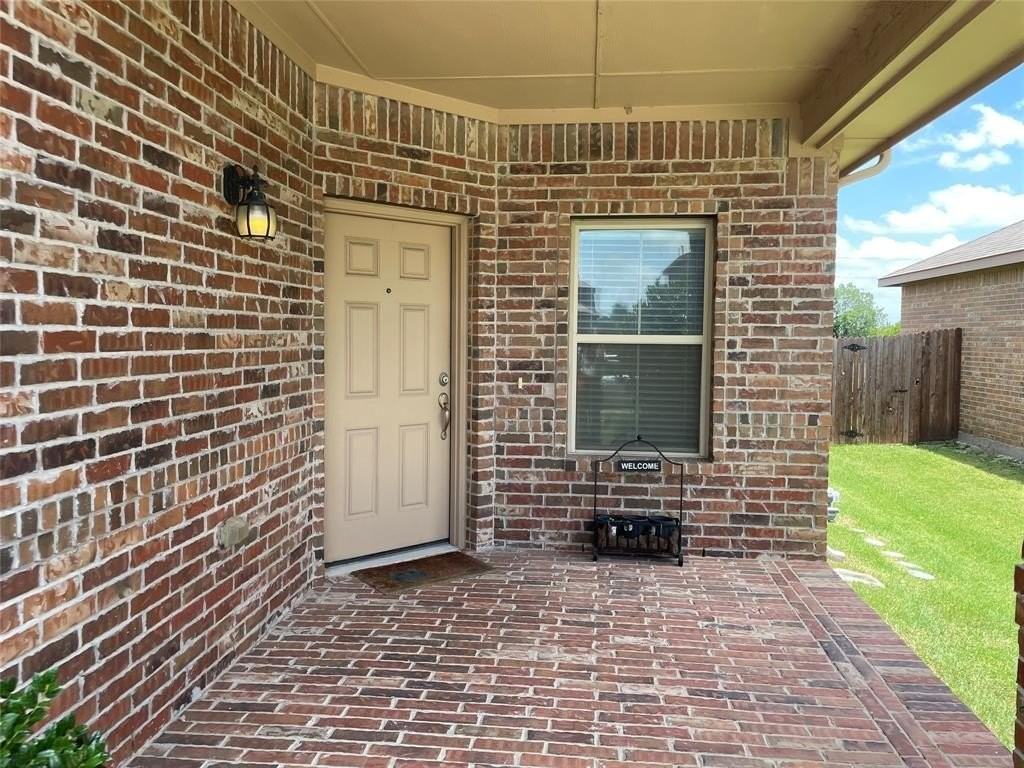 153 Creek Terrace Dr - Photo 3 of 29