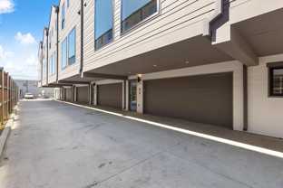 2107 N Garrett Ave #103 - Photo 1 of 1