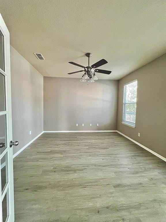 1036 Providence Blvd - Photo 6 of 22