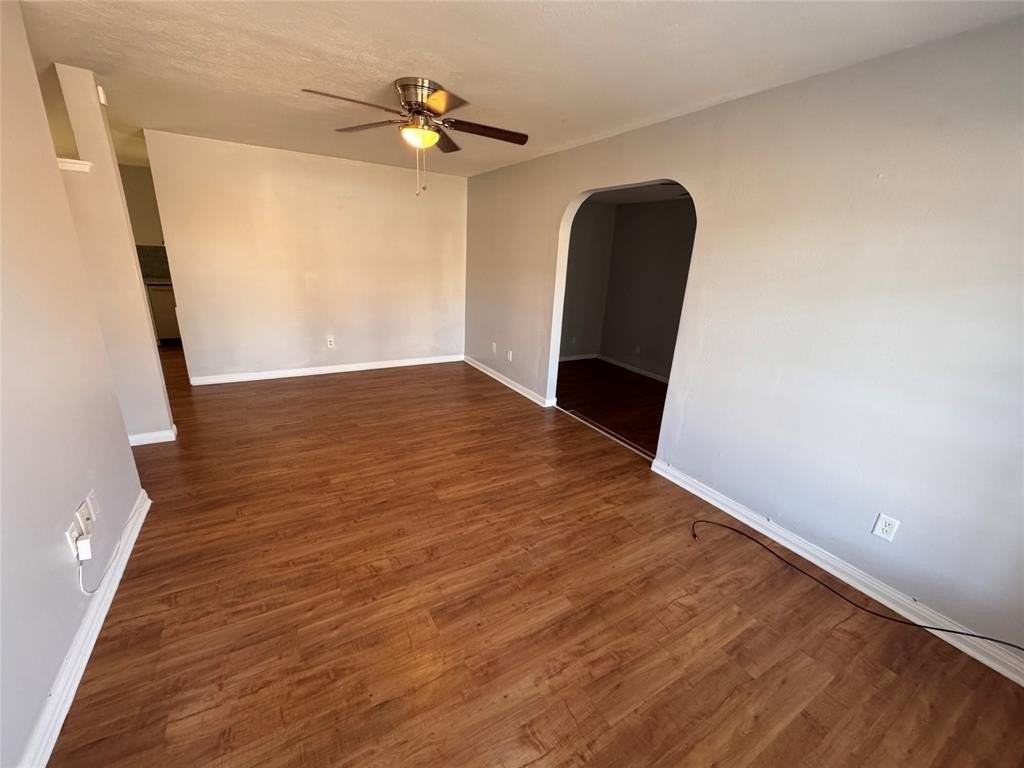 1239 Hidden Valley Dr - Photo 2 of 21