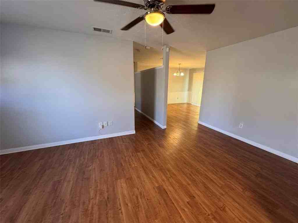 1239 Hidden Valley Dr - Photo 5 of 21