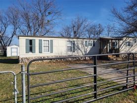 103 Hackberry Ln - Photo 1 of 1