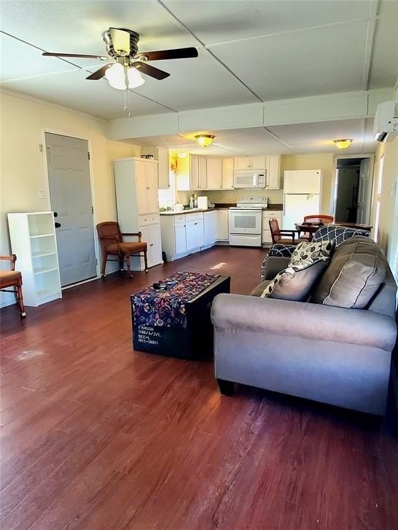 103 Hackberry Ln - Photo 4 of 9