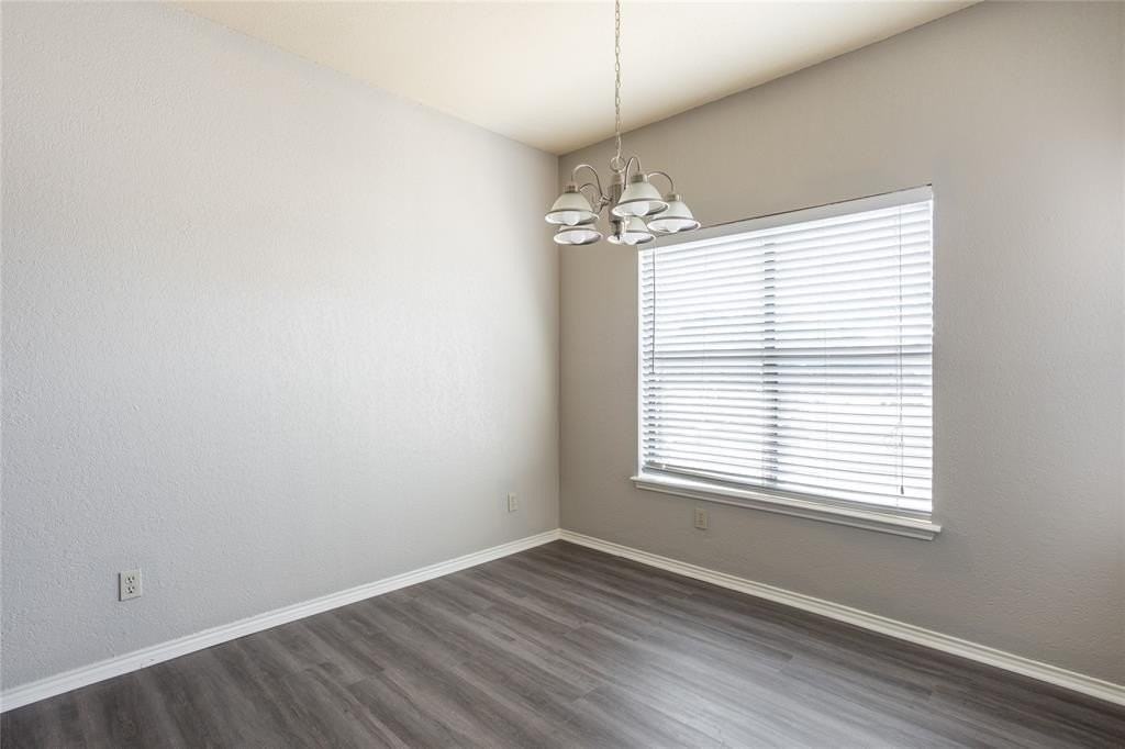 400 E Pearl St - Photo 6 of 25