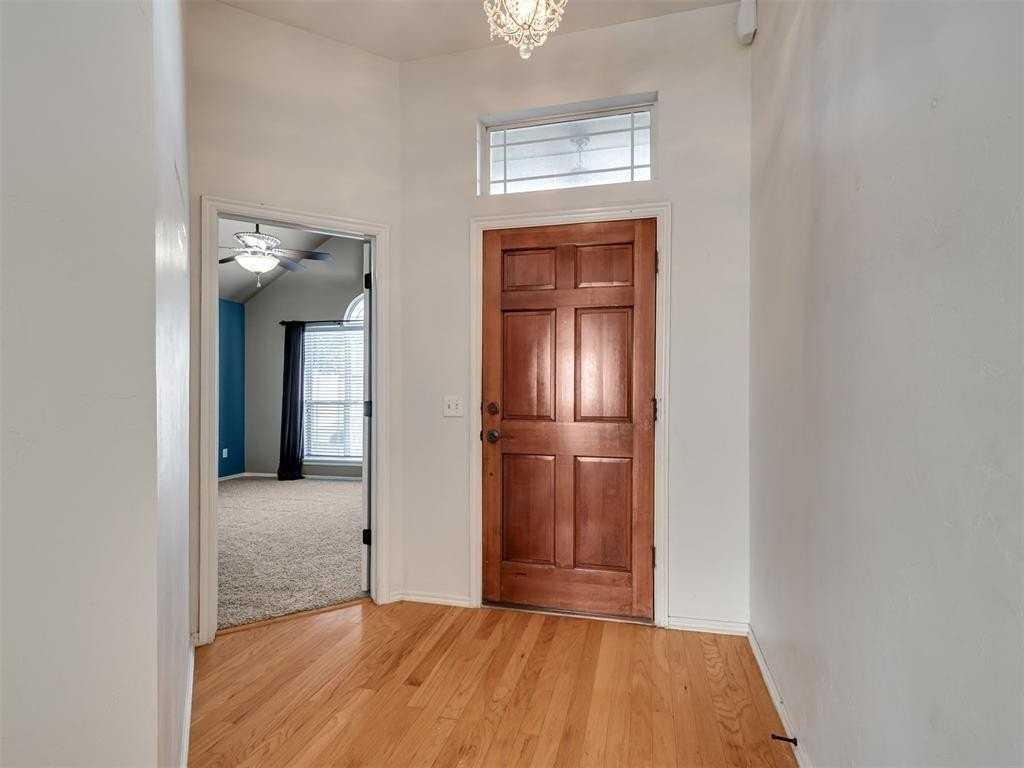 12276 Southwest 10th Street - Photo 3 of 35