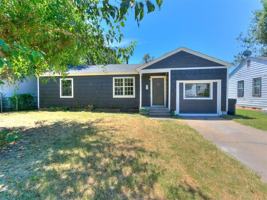 featured image of 3220 Northeast 14th Place