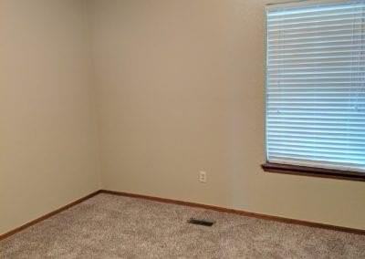 1816 Hillcrest Dr - Photo 6 of 9