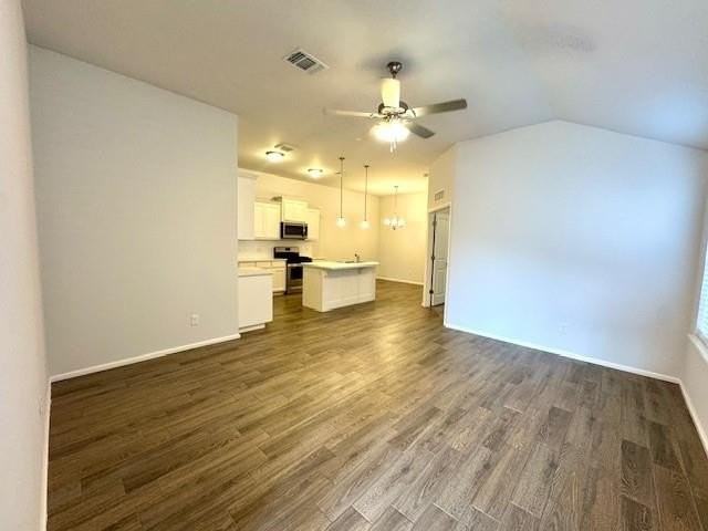 9625 Southwest 23rd Street - Photo 3 of 22