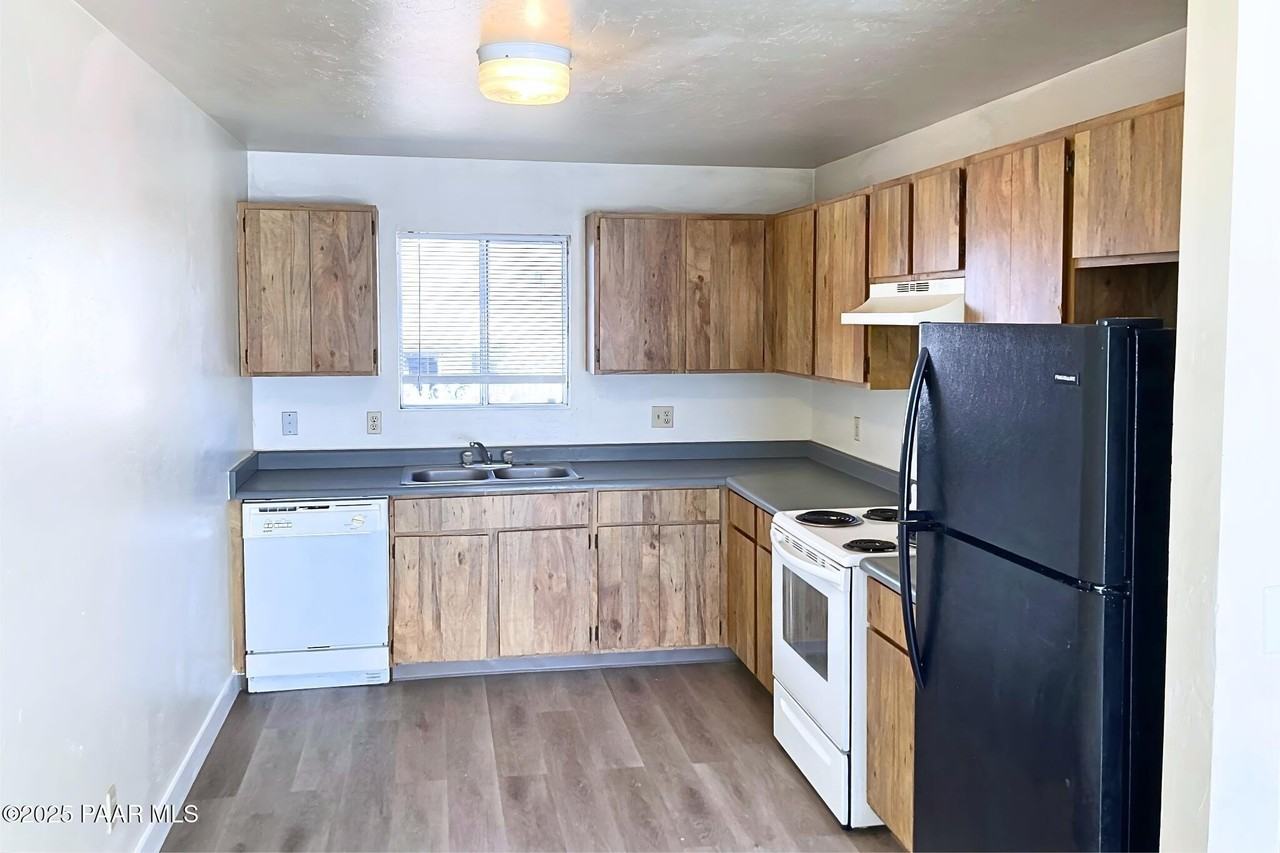 3184 N Tani Rd Apt 12 #12 - Photo 4 of 8