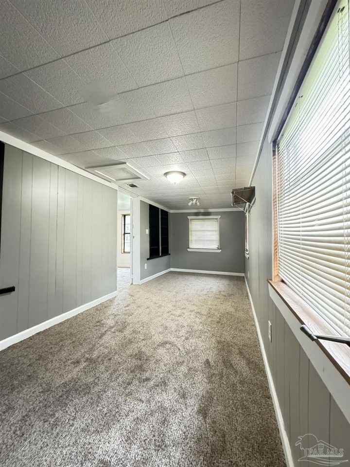 4963 Mobile Highway - Photo 3 of 11