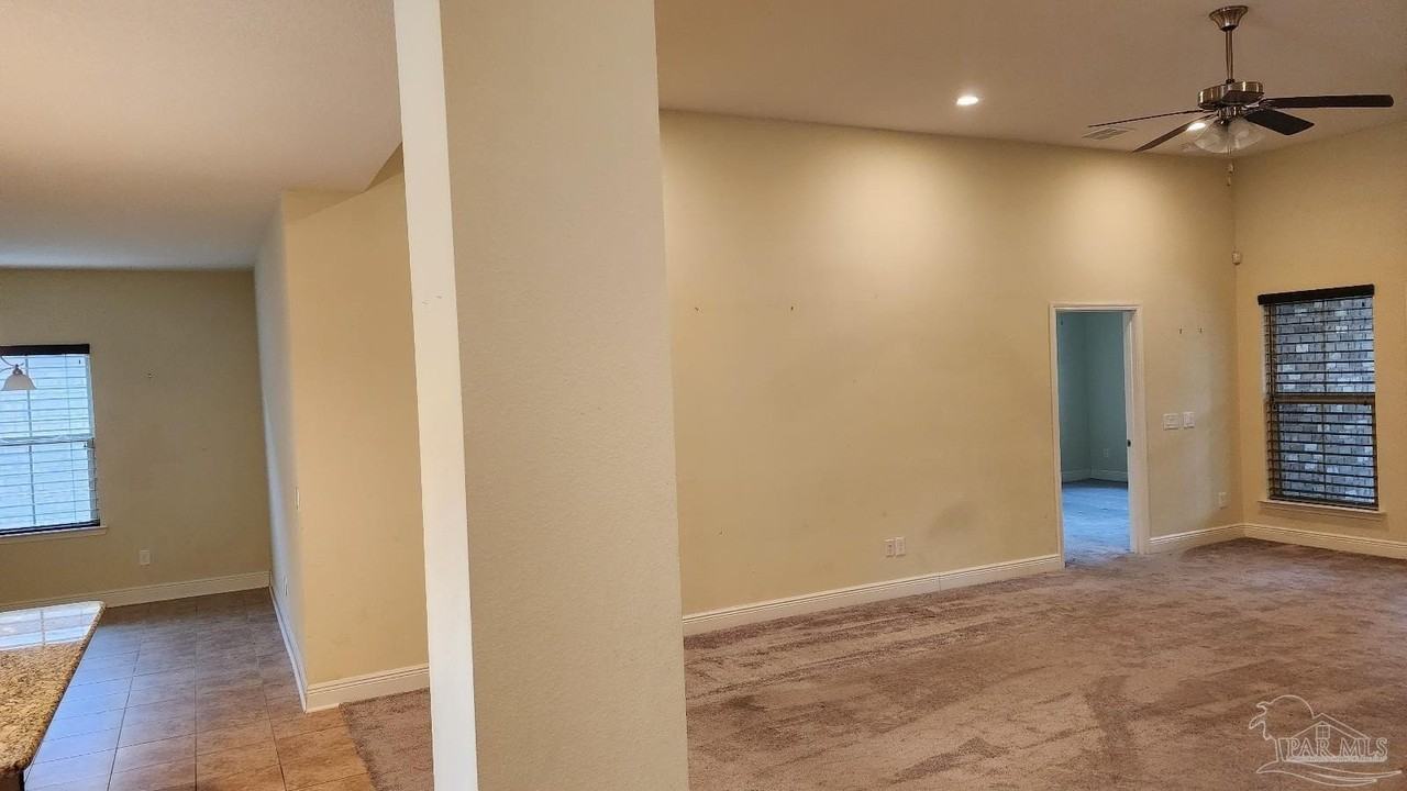 3934 Fielding Court - Photo 6 of 23