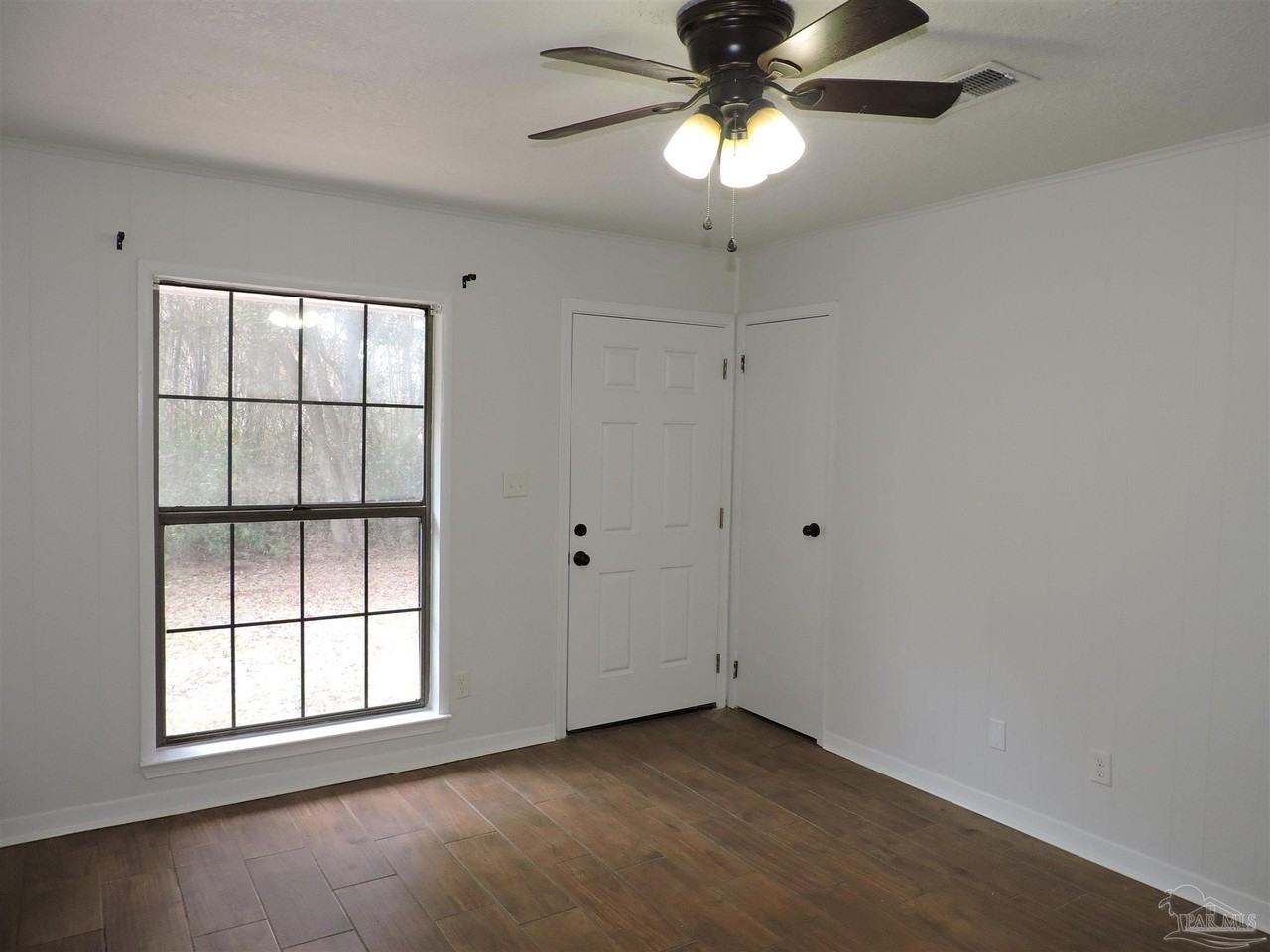 5720 Fairway Drive - Photo 2 of 13