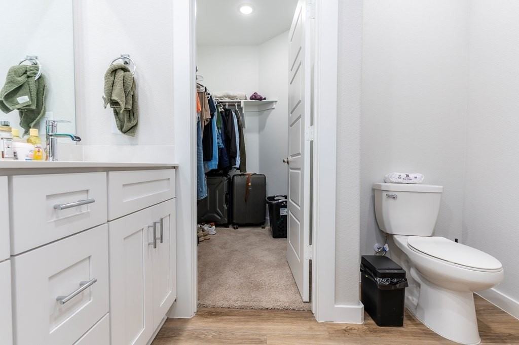 2207 Matheson Dr - Photo 5 of 9