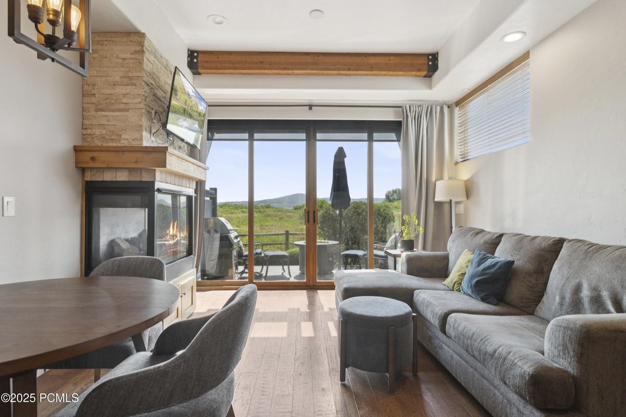 6004 Park Lane South #75 - Photo 7 of 37