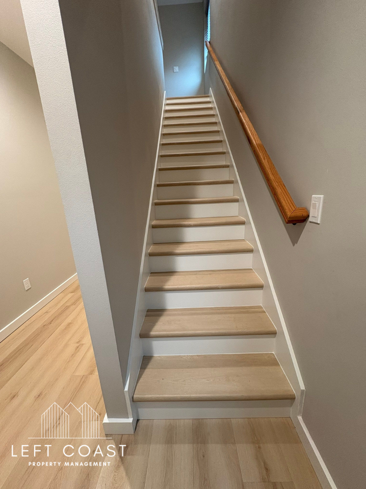 425 Se Inlet Ave #1 - Photo 7 of 16