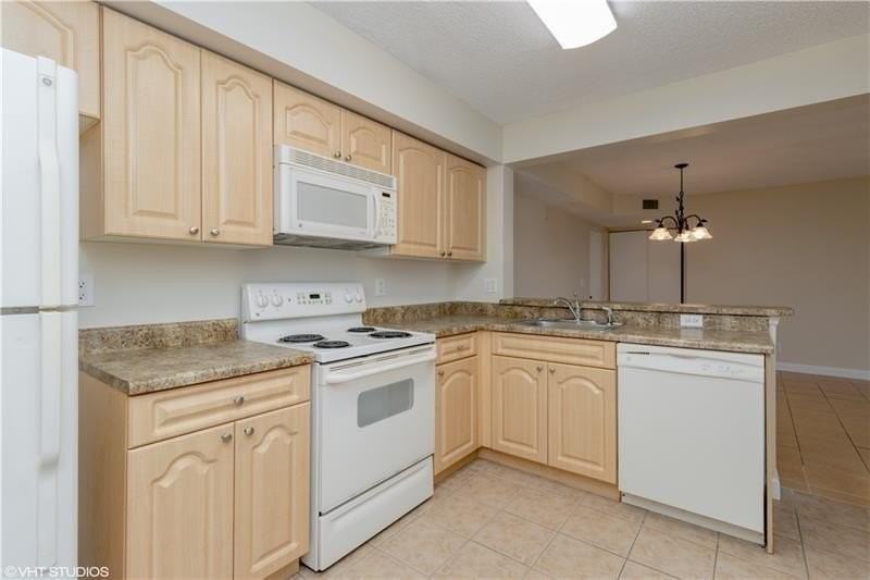 5641 Riverside Drive #202B1 - Photo 4 of 14