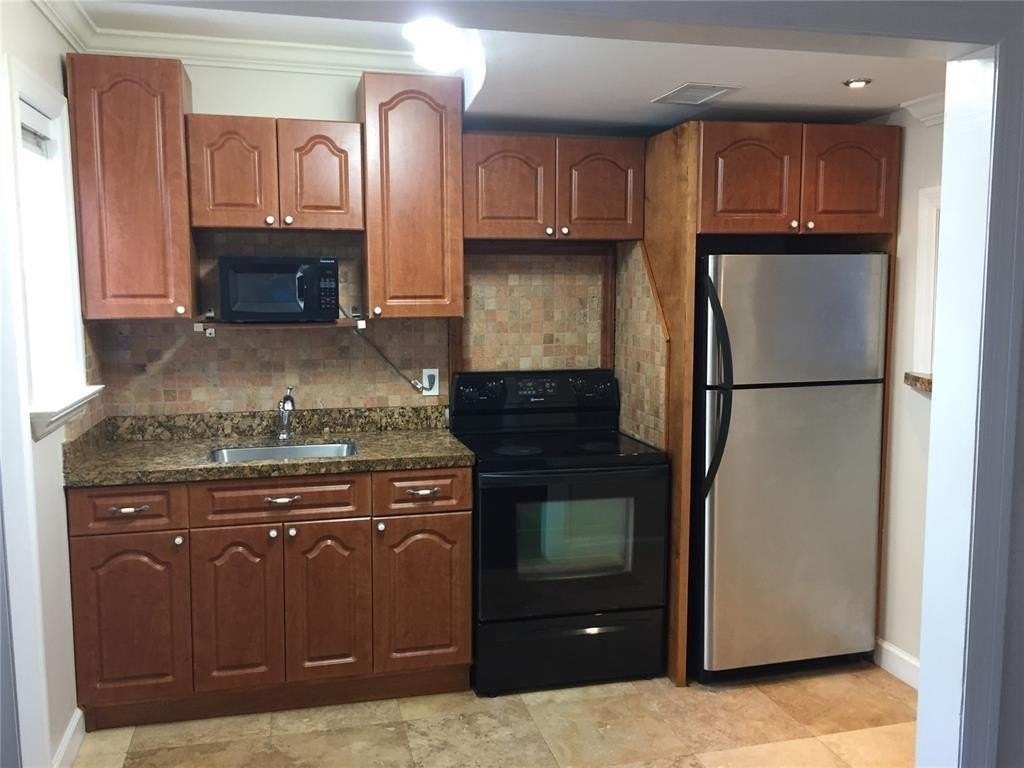 115 Antiquera Avenue #2 - Photo 3 of 13