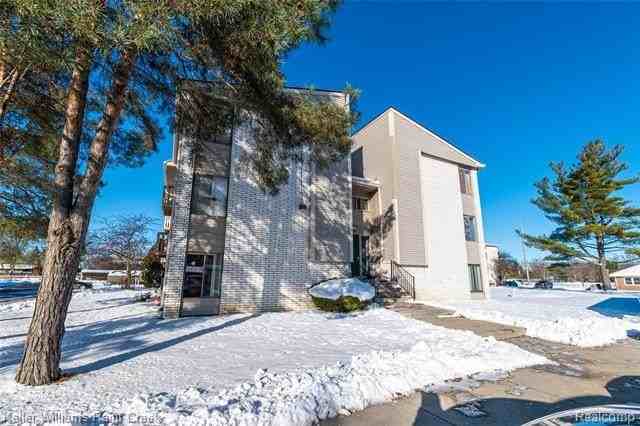 31993 W 12 Mile Rd #109 - Photo 2 of 14