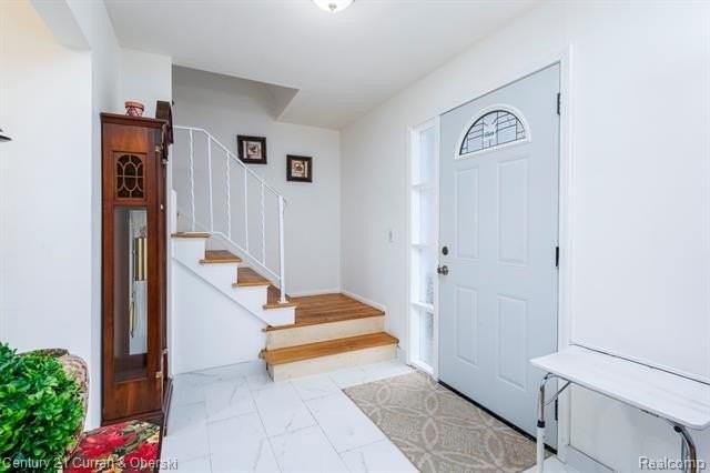 1286 Sherbourne Drive - Photo 4 of 38