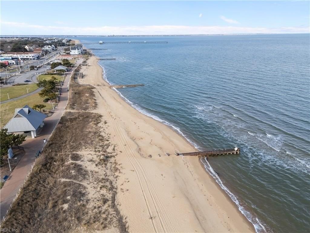 9525 Selby Pl - Photo 6 of 38