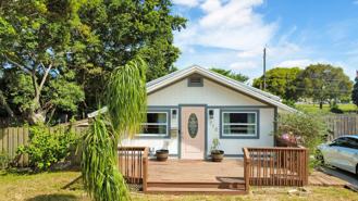 710 South Pine Street - Photo 1 of 1