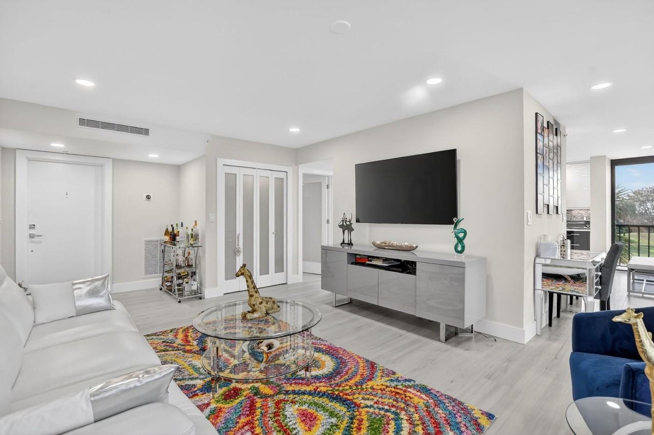 7802 Lakeside Boulevard #734 - Photo 5 of 34